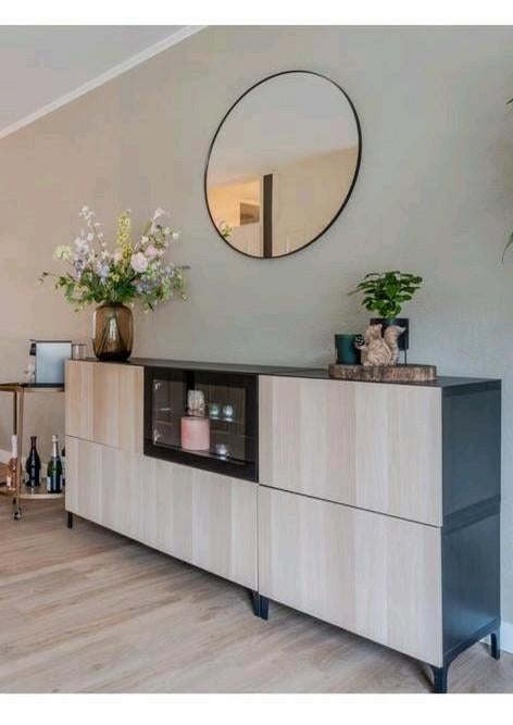 Besta dressoir met ledverlichting 180 x 41,5 x 87, Ophalen, 150 tot 200 cm, Zo goed als nieuw, 25 tot 50 cm