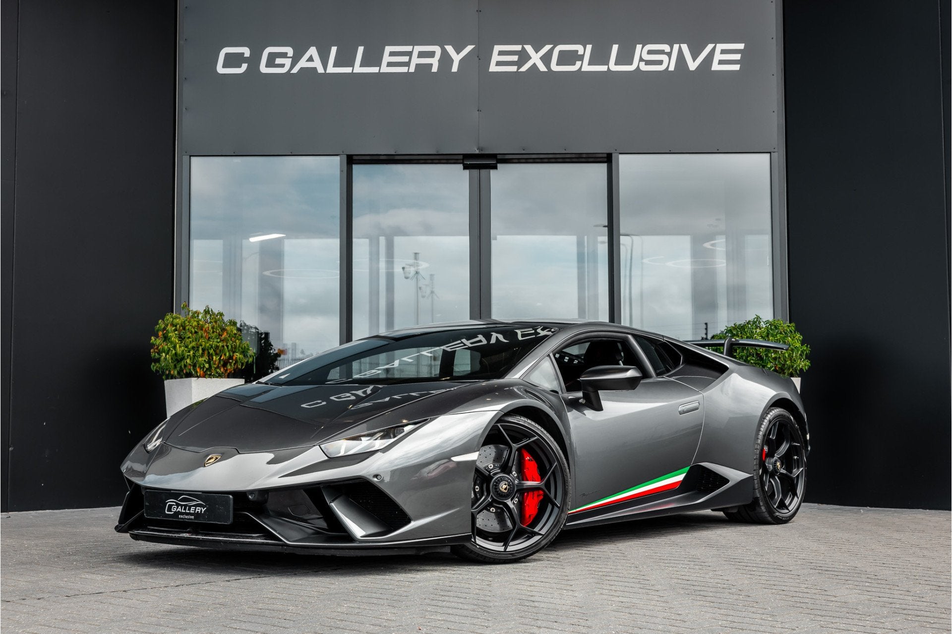 Lamborghini Huracan 5.2 V10 Performante - Lift | Forged | AL, Auto's, Lamborghini, Automaat, Gebruikt, Zwart, 5204 cc