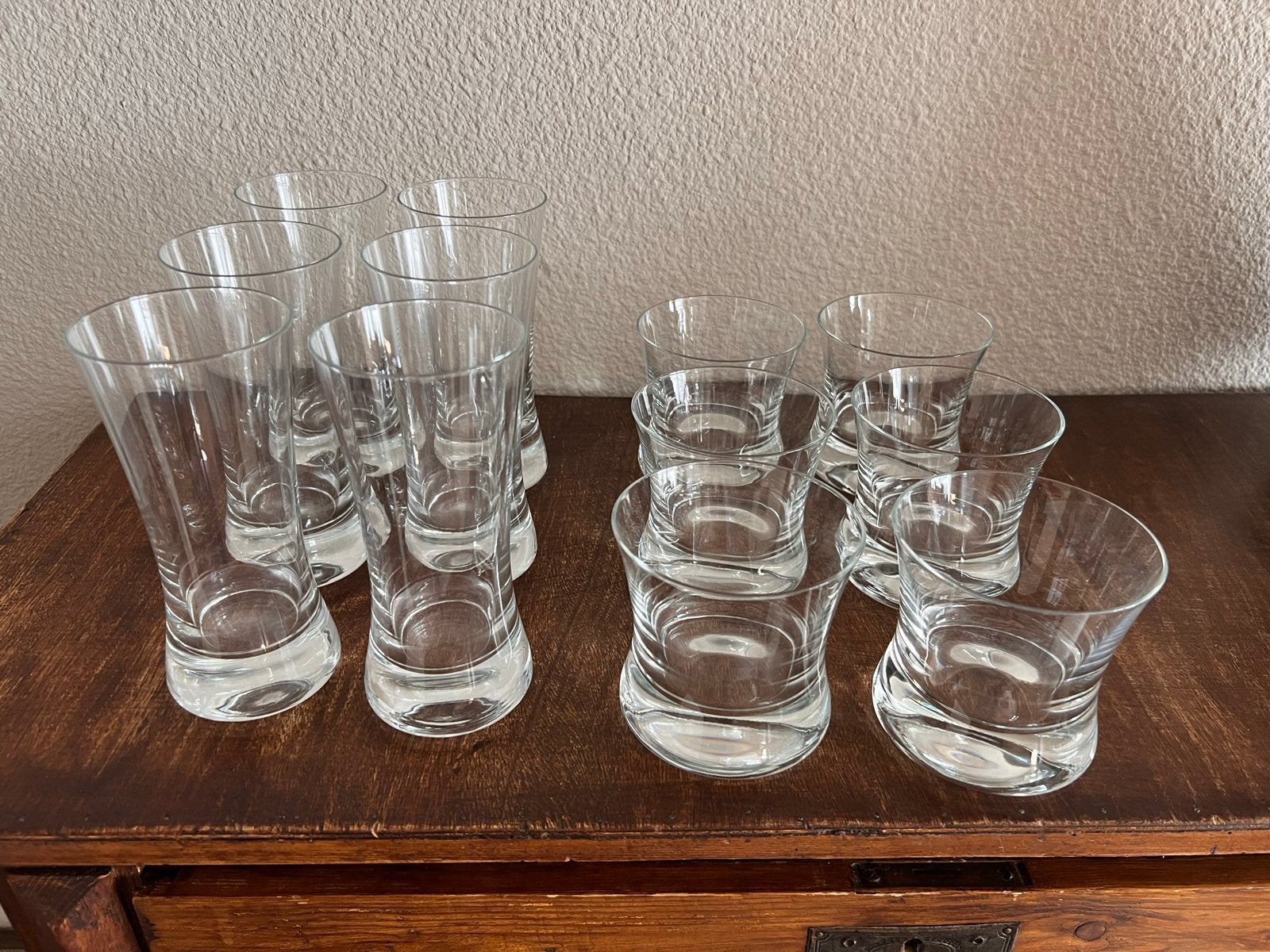 12 nette glazen: 6 hoge en 6 lage met zware bodem, Ophalen, Glas of Glazen, Overige stijlen, Glas