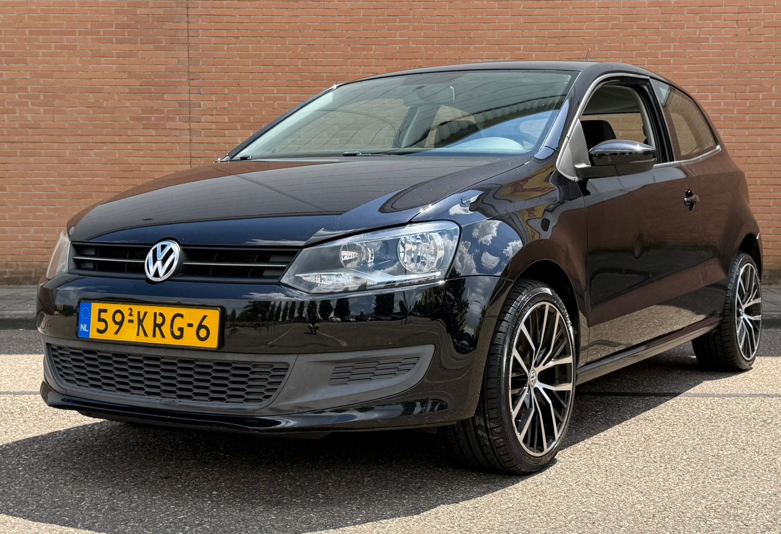 Volkswagen Polo 1.4 16V FSI 63KW 2010 Zwart, Auto's, Volkswagen, Particulier, Polo, Airbags, Airconditioning, Boordcomputer, Centrale vergrendeling