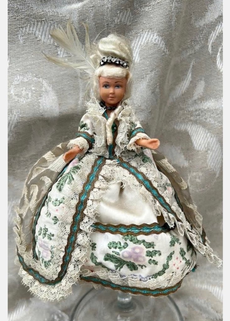 Antieke Marie Antoinette pop jaren ‘70 Frans, 16 cm, Verzamelen, Poppen, Ophalen of Verzenden, Zo goed als nieuw, X, Pop
