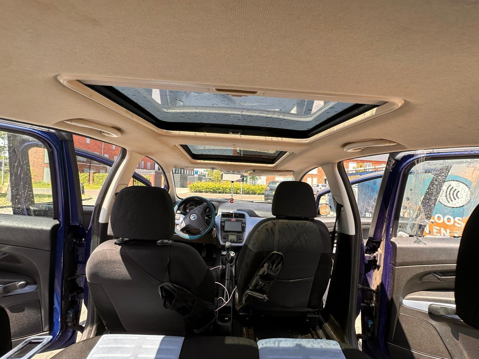 Fiat Punto 2006 Blauw in HENGLO, Auto's, Voorwielaandrijving, Stof, 40 €/maand, 4 cilinders