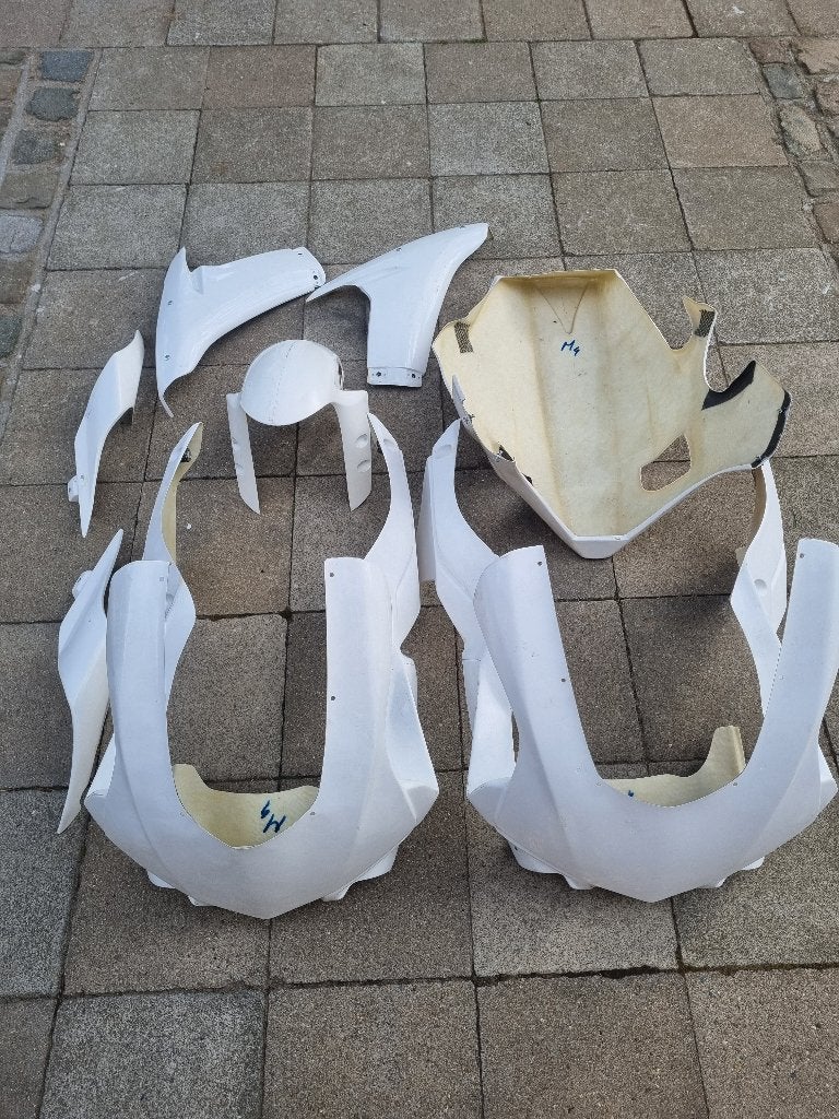 Yamaha r1 race kuipen 2015-2019, Ophalen