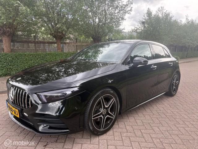Mercedes A-klasse A200 AMG Memory Pano Full, Auto's, Mercedes-Benz, Gebruikt, 4 cilinders, Bedrijf, 1600 kg