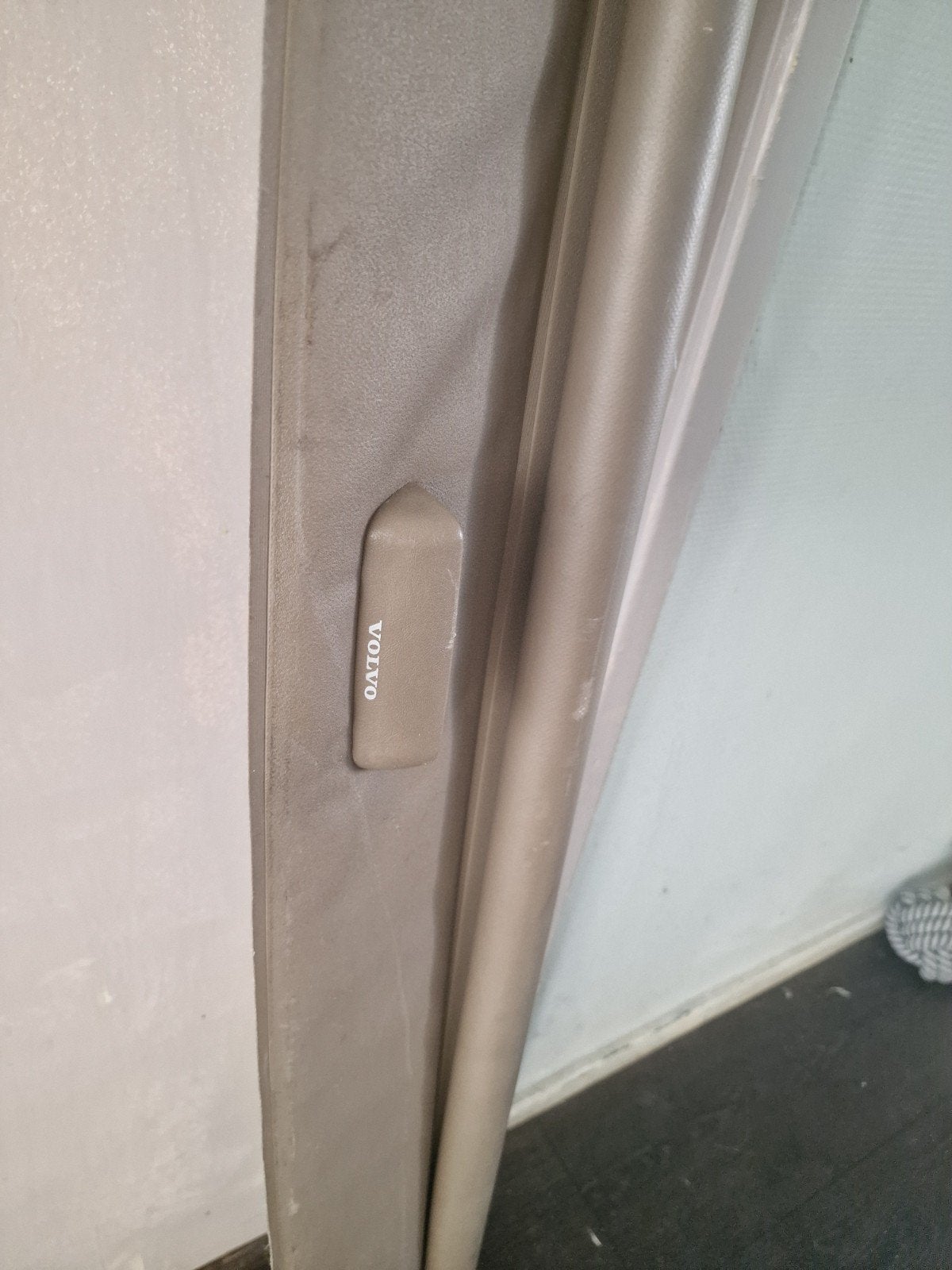 Volvo bagagerolhoes / afdekhoes, Ophalen, Gebruikt, Volvo