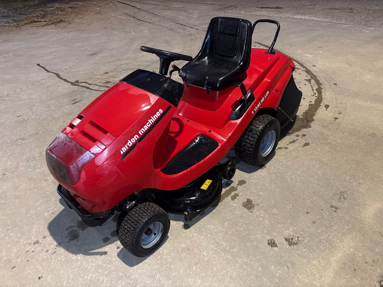 HVC Garden Machines T 15-92 HD Lux Zitmaaier, Ophalen, Cirkelmaaier, Zo goed als nieuw, Opvangbak