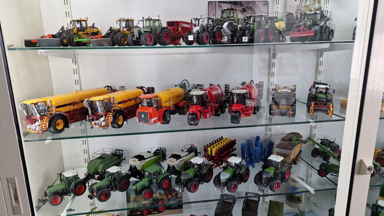 Gezocht verzamelingen! Restpartijen 1:32., ., Tractor of Landbouw, Zo goed als nieuw, Universal Hobbies