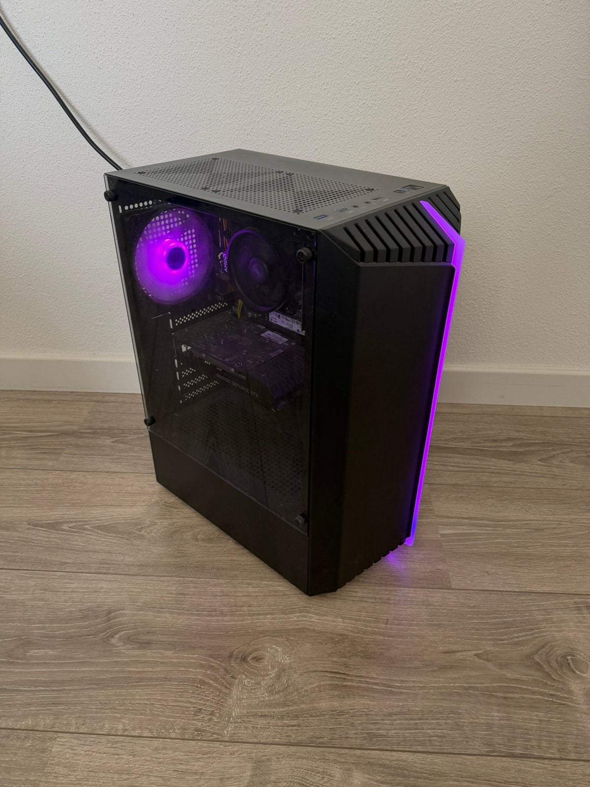 Bionic V1 RGB Gaming PC, Ophalen, Gebruikt, Gaming, SSD
