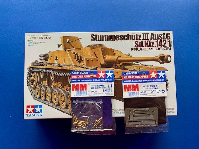 Tamiya	35197 Sturmgeschutz III Ausf.G  	1/35 & PE SHELL SET, Tank, Verzenden, 1:32 tot 1:50, Nieuw