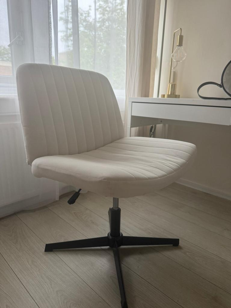 Criss cross chair, Ophalen of Verzenden, Zo goed als nieuw, Zwart