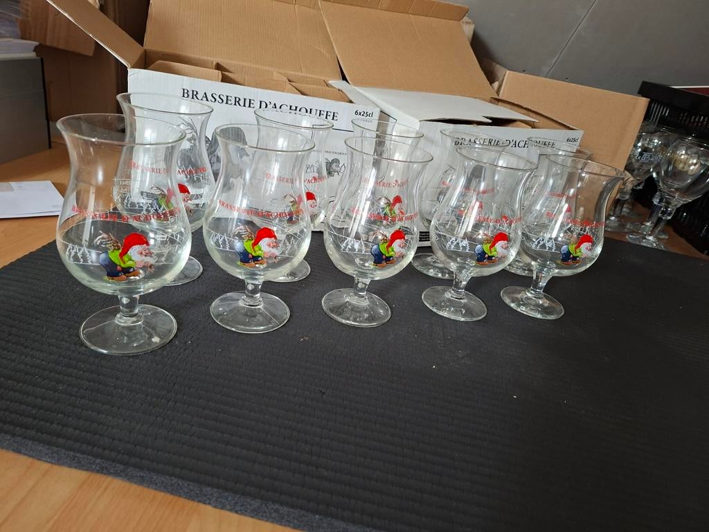 10 Chouffe bierglazen - Brasserie d'Achouffe, Ophalen of Verzenden, Zo goed als nieuw