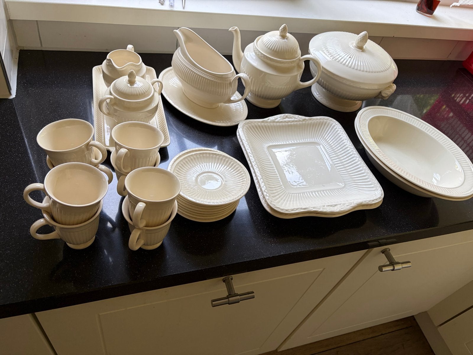 Compleet Wedgwood Edme servies - I.v.m. verhuizing, Ophalen, Klassiek, Zo goed als nieuw, Wedgwood