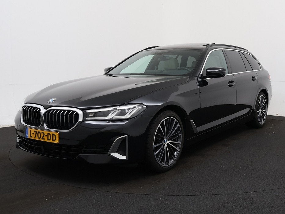Foto 14 van BMW 5 Serie Touring 520i High Executive | Pano | Leder | 04-