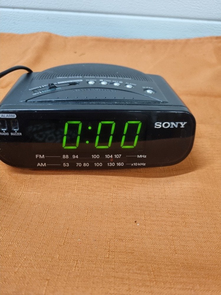 wekkerradio sony model icf-c212, Ophalen of Verzenden, 'T Olde Gre-j, Info@toldegrej.nl, Endepoelstraat 20f Didam