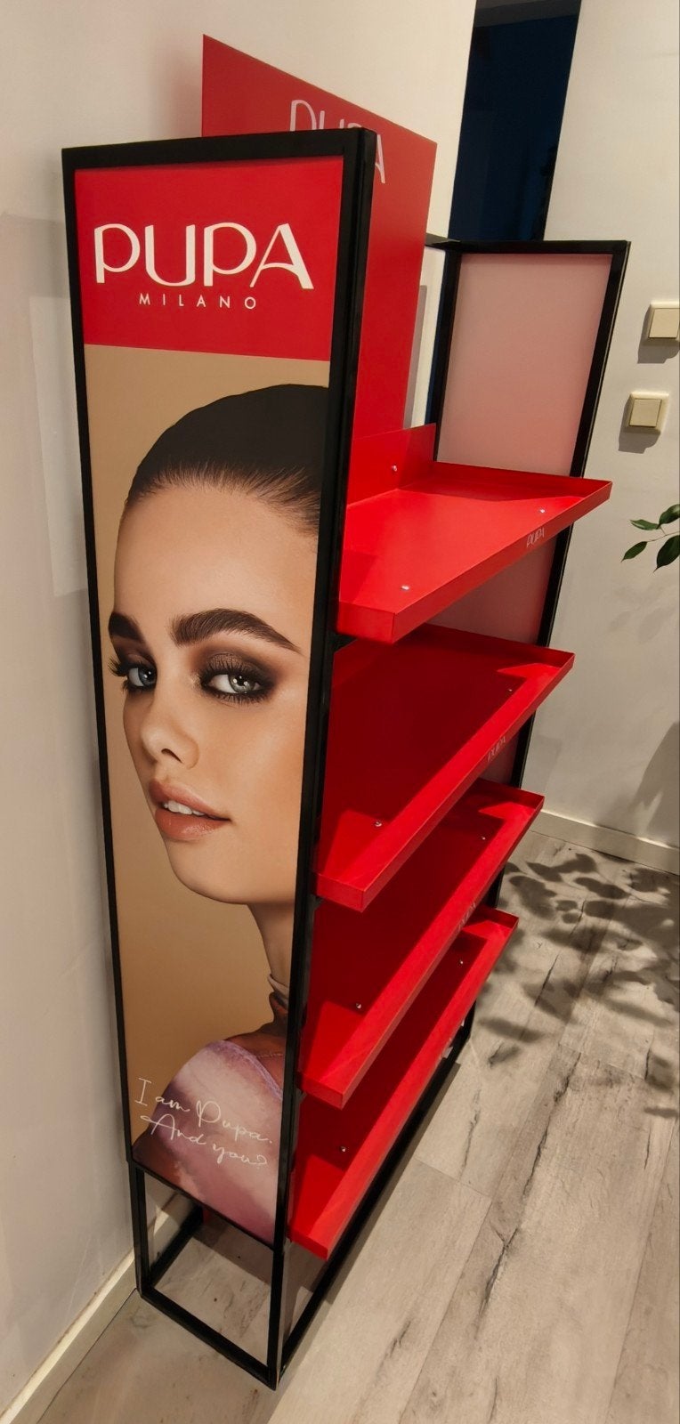 Pupa Milano Display Kast - Ideaal voor winkel of verzamelaar, Ophalen of Verzenden