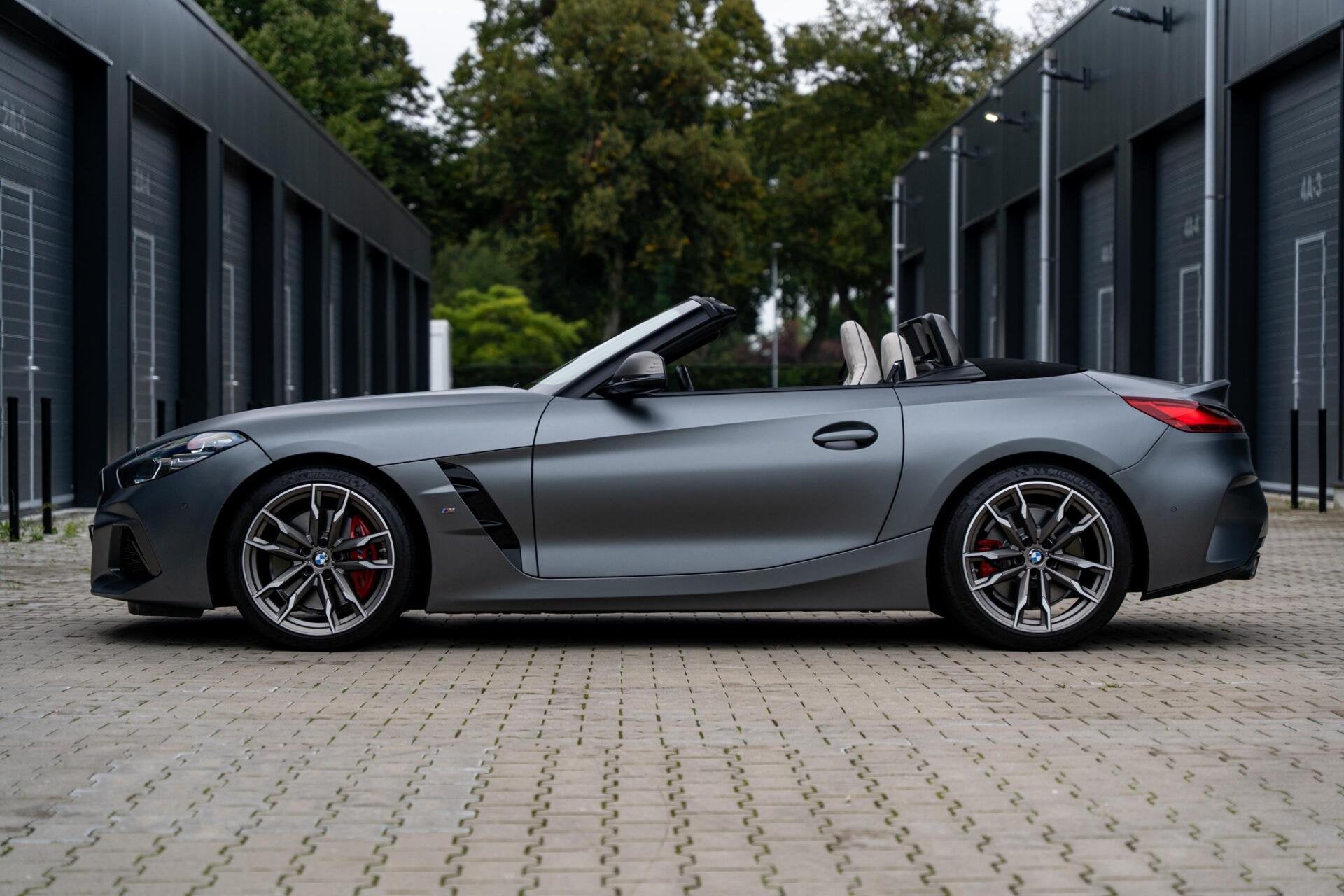 BMW Z4 Roadster M40i High Executive *Frozen Grey* H&K* Vol*, Achterwielaandrijving, Gebruikt, Euro 6, Cabriolet