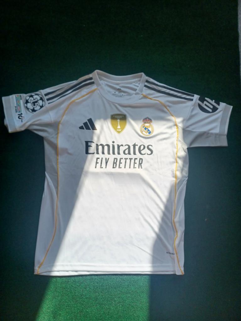 Nieuw Real Madrid Thuisshirt Maat M, Maat M, Ophalen of Verzenden, Nieuw, Shirt