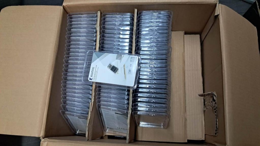 Partij 300 Konig Dual-Band wifi Adapters 2.4Ghz + 5Ghz Nieuw, Ophalen, Nieuw