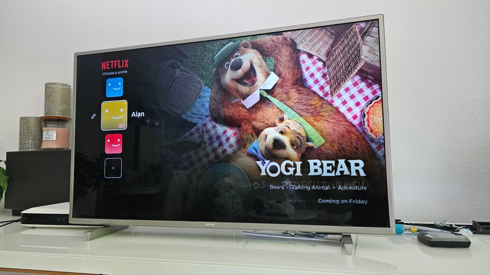 philips 32 inch fullhd hdmi Wifi Netflix  ambilight, Ophalen, GDDR6, HDMI