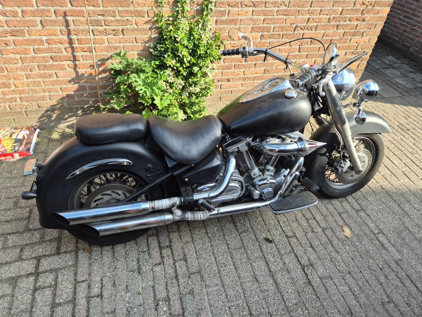 Yamaha Wildstar XV1600 Custom, 2 cilinders, Sportuitlaat, 1600 cc, Gebruikt