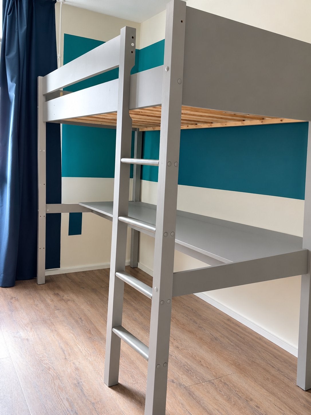 Hoogslaper met bureau - Grijs, Ophalen, Gebruikt, Eenpersoons, 160 tot 180 cm