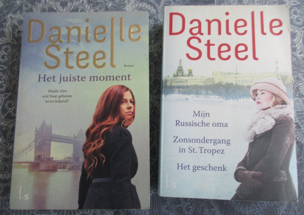 4 titels van Danielle Steel in 2 boeken voor 7,00, Ophalen of Verzenden, Zo goed als nieuw