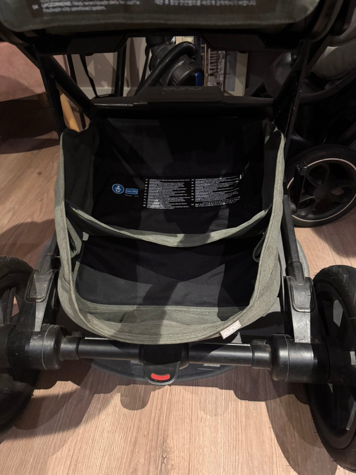 Kinderwagen Nuna mixx  next, nette staat, Verstelbare duwstang, Zo goed als nieuw, Ophalen, Kinderwagen