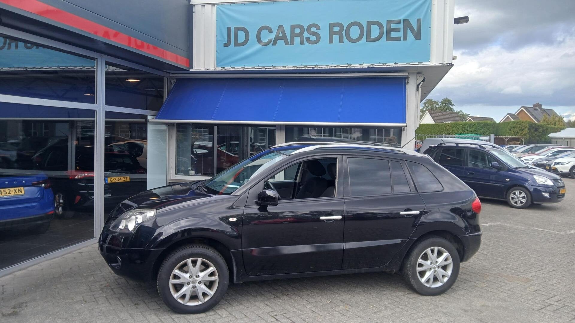 Renault Koleos 2.5 luxe netjes Kopeling defect handel/export, Auto's, Renault, Voorwielaandrijving, Koleos, Gebruikt, 4 cilinders