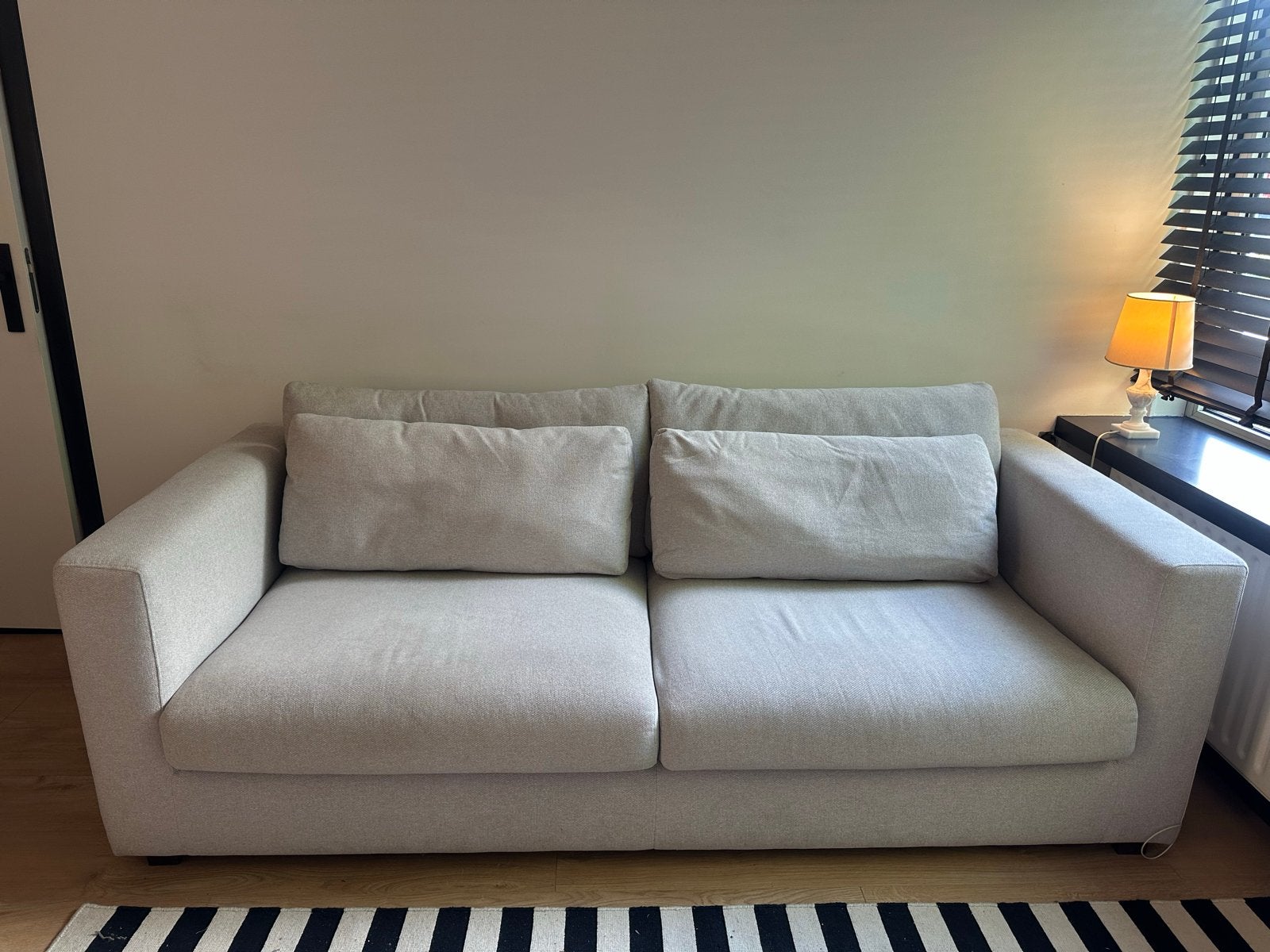 Leen Bakker UMIX beige bank - Zo goed als nieuw, Tweepersoons, 75 tot 100 cm, Ophalen of Verzenden, Zo goed als nieuw