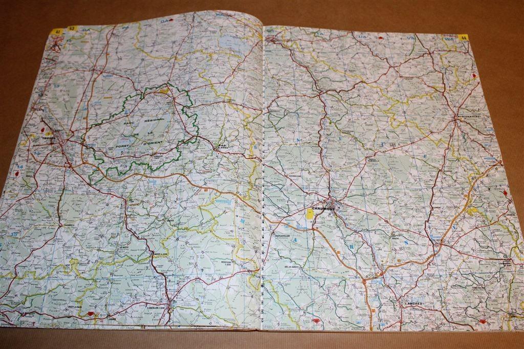 RAC Atlas Frankrijk — België, Luxemburg — 1:250.000, Gelezen, Frankrijk, Ophalen of Verzenden, Landkaart