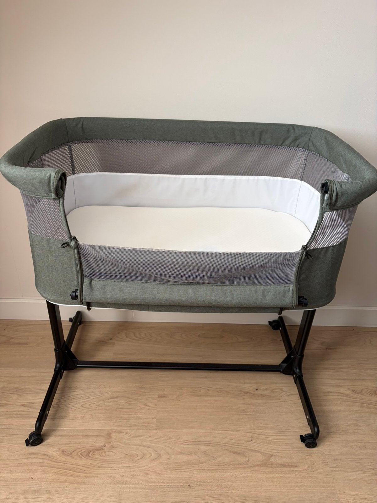 Co sleeper met beddengoed, Kinderen en Baby's, Ophalen, Zo goed als nieuw, Wieg