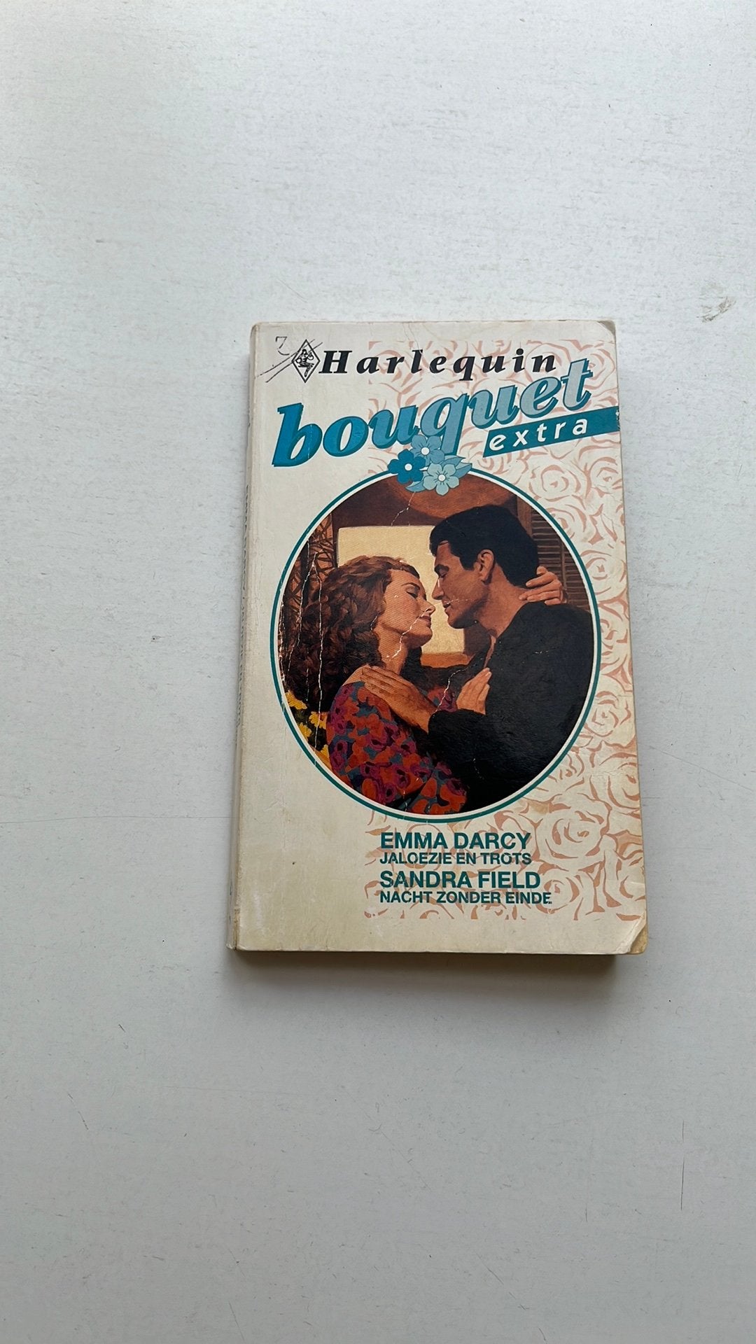 Bouquet extra dubbel boek, Ophalen of Verzenden, Gelezen