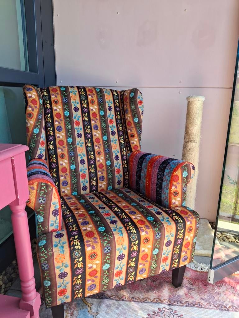 Unieke fauteuil met kleurrijk bloemenpatroon, Huis en Inrichting, Stoelen, Ophalen, Gebruikt, Overige kleuren, Bohemian, Eclectisch, Klassiek met een twist