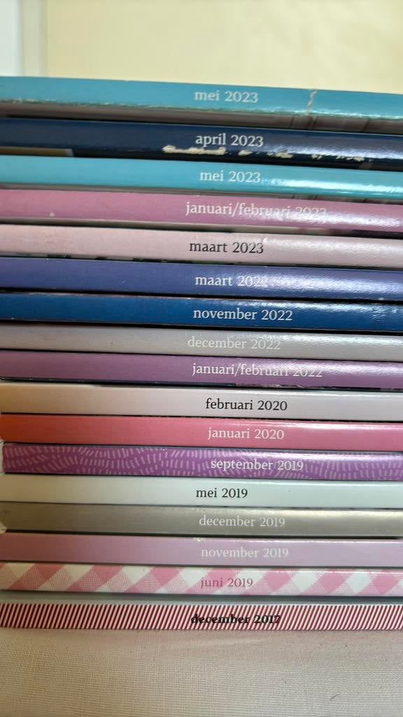 17 x landleven 2019/2023 incompleet, Ophalen, Zo goed als nieuw