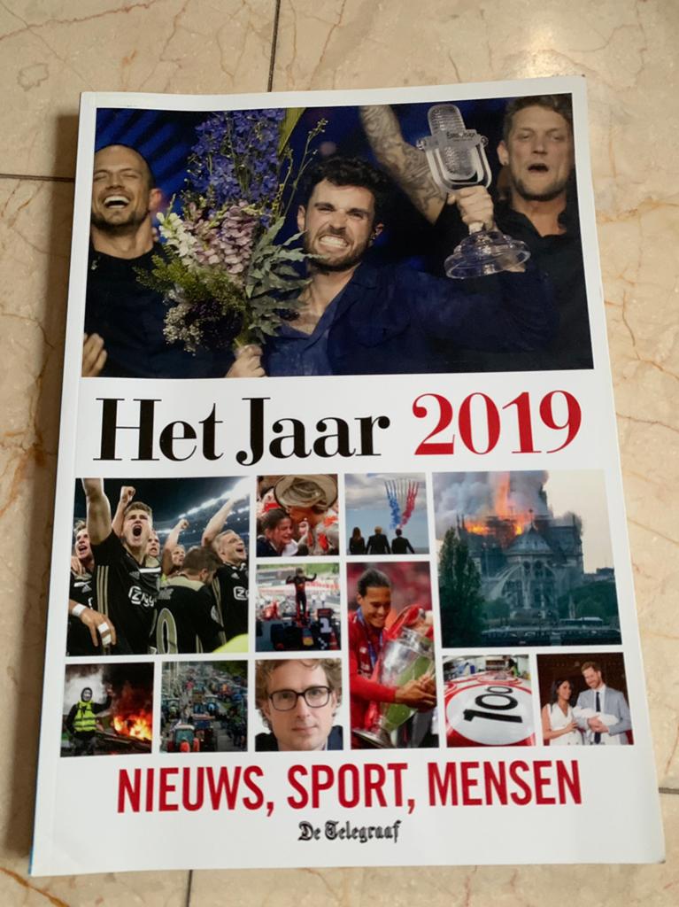 Telegraaf jaarboek 2019, Ophalen of Verzenden, Zo goed als nieuw