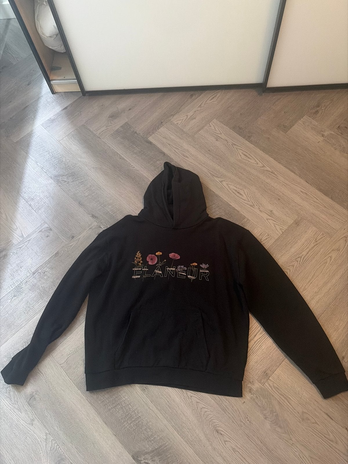 Flaneur hoodie - Zwart - Valt als L, Kleding | Heren, Truien en Vesten, Ophalen of Verzenden, Gedragen, Maat 52/54 (L), Zwart