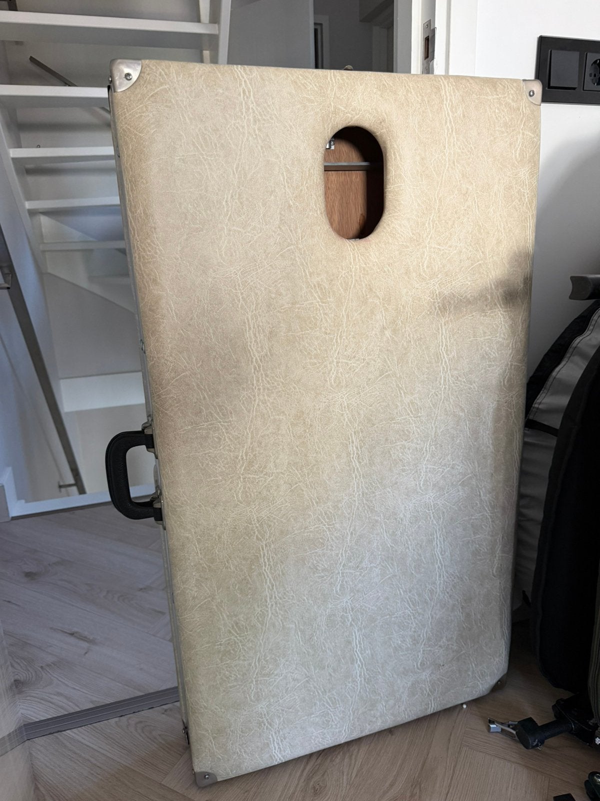 Massagetafel, opklapbare massagetafel, zelf afhalen, Ophalen, Zo goed als nieuw, Massagetafel