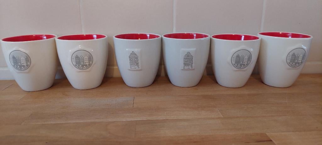 6 postcodeloterij mokjes , bekers nieuw grachten huisjes ., Nieuw, Ophalen of Verzenden, Wedgwood, Kop(pen) en/of Schotel(s)