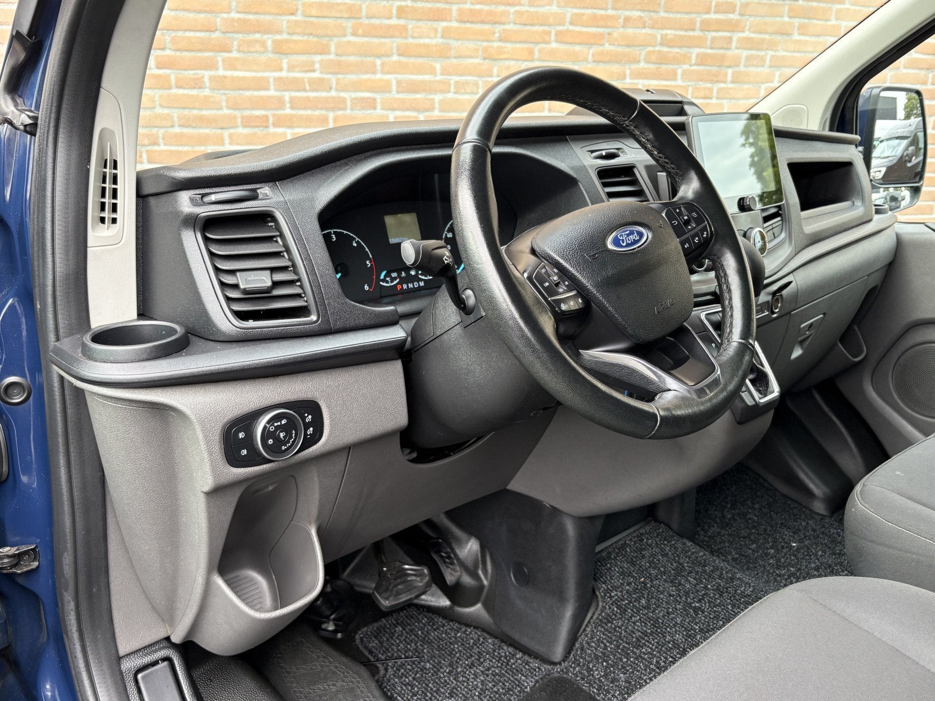 Ford Transit Custom 2.0TDCI 130PK Automaat Lang / Carplay /, Stof, 4 cilinders, Met garantie (alle), Blauw
