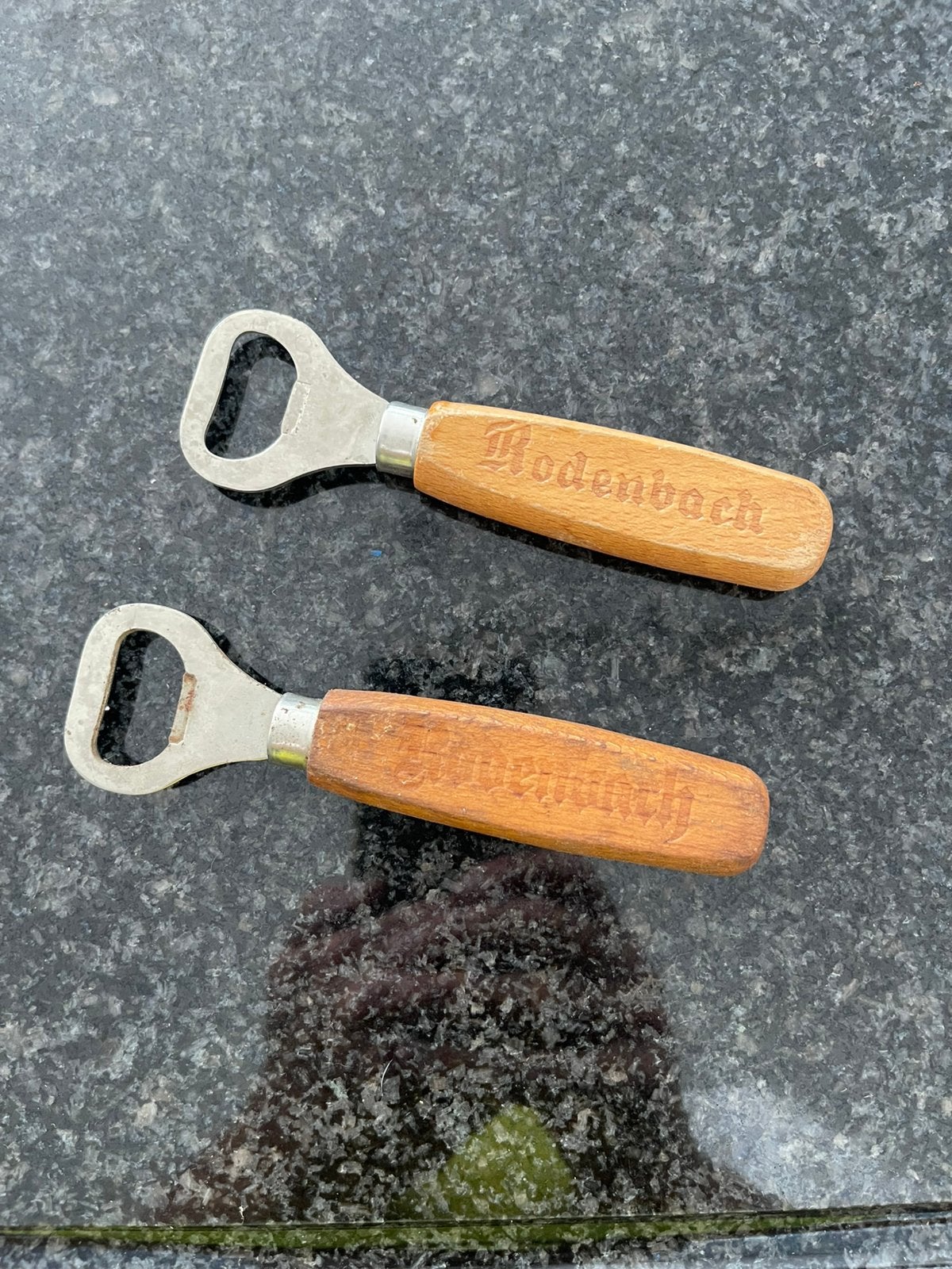 2 Vintage Rodenbach Biersleutels, Ophalen of Verzenden, Zo goed als nieuw, Overige merken
