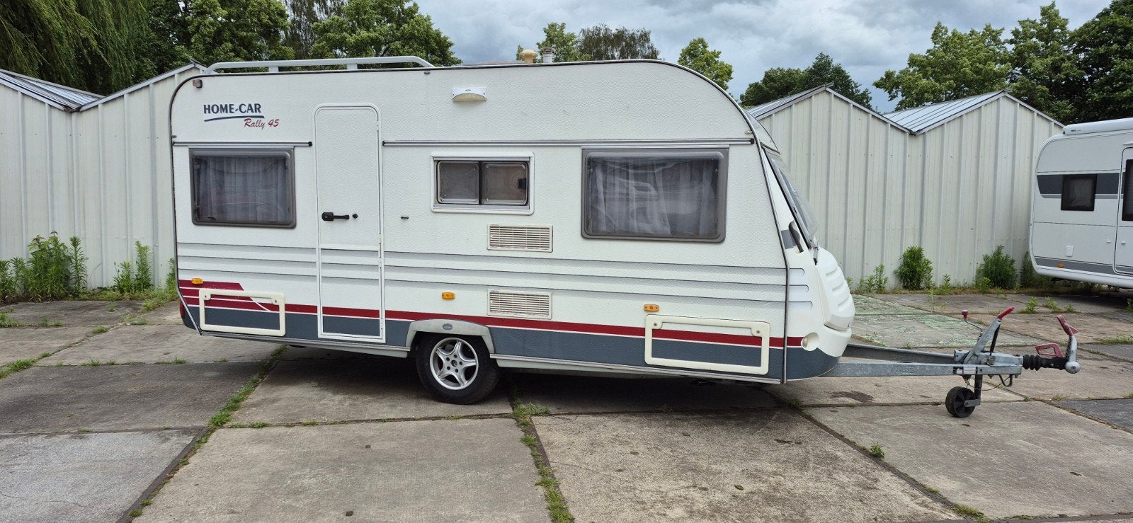 Home-Car Racer 450 Caravan luxe bekleding met voortent, Home-car, Rondzit, Kachel, 750 - 1000 kg
