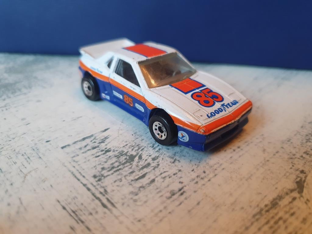 Matchbox Pontiac Fiero, Ophalen of Verzenden