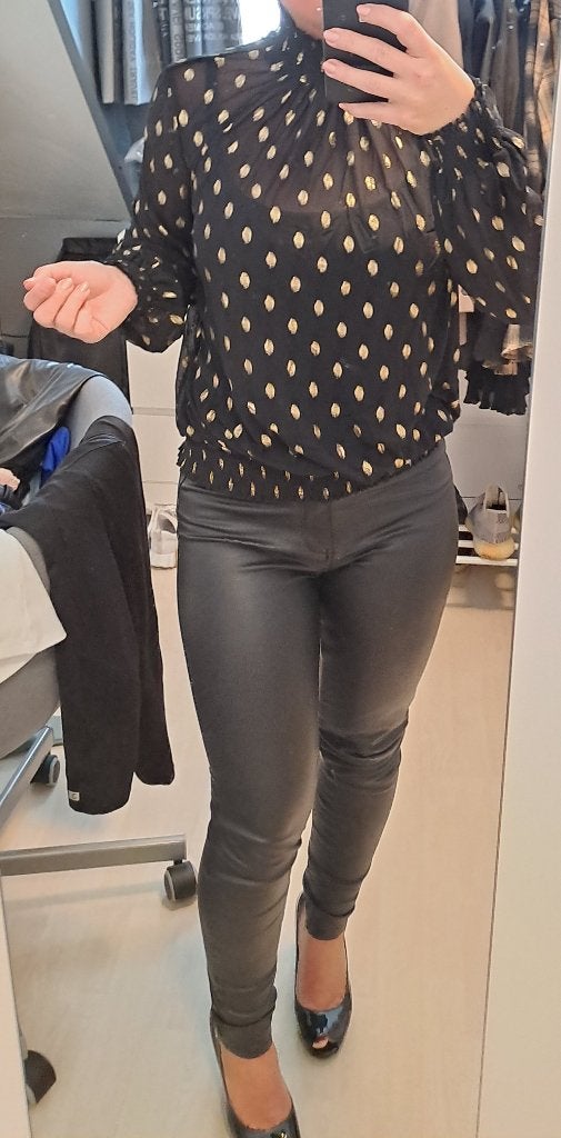 Zwart met goudkleurige top., Kleding | Dames, Tops, Verzenden, Zwart, Nieuw, Lange mouw