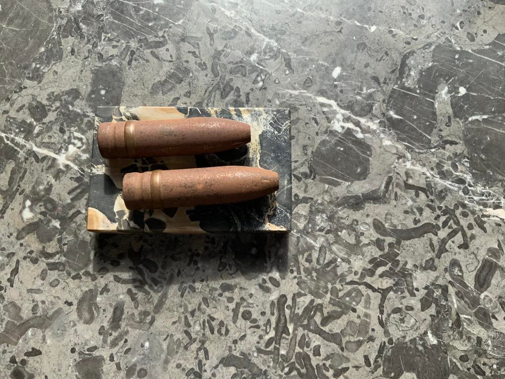 Trench art twee keer 20 mm Presse papier, Verzamelen, Militaria | Algemeen, Ophalen of Verzenden, Landmacht, Nederland