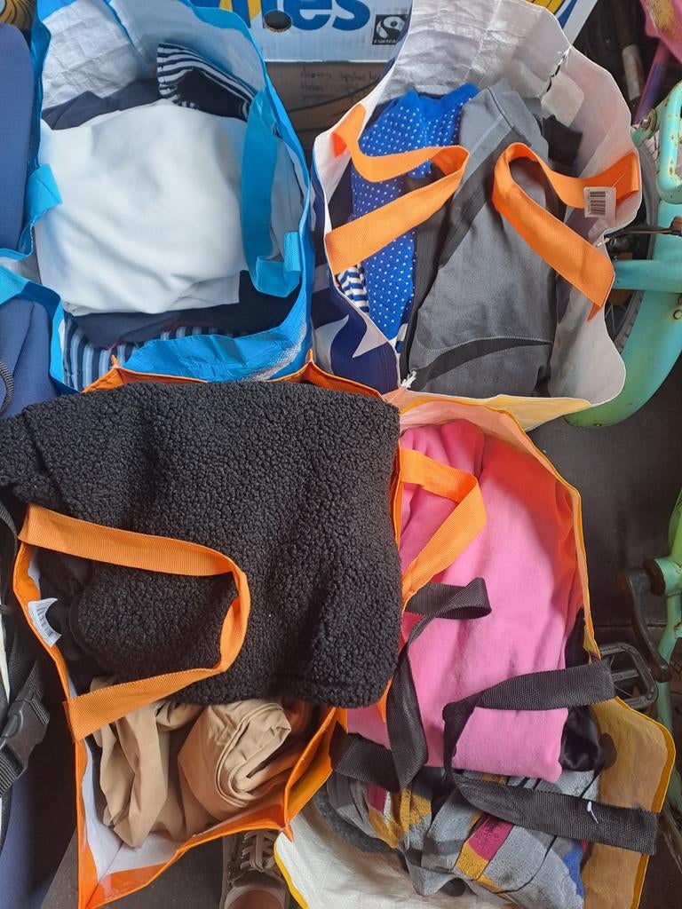 2 big shoppers vol kleding zonder maatlabel, Ophalen of Verzenden, Gedragen