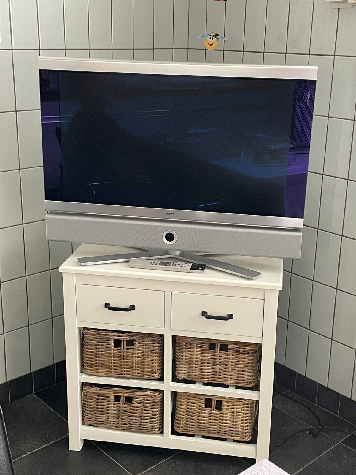 Loewe televisie, Ophalen