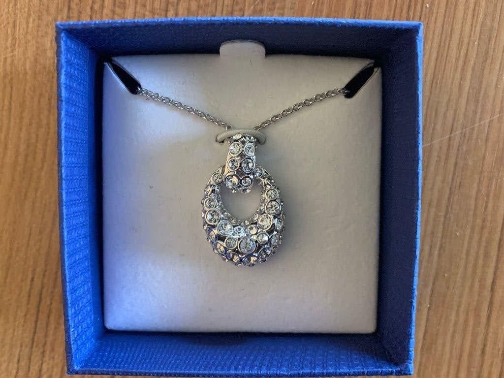 Swarovski ketting - nieuw, Ophalen of Verzenden, Zo goed als nieuw, Sieraad of Horloge