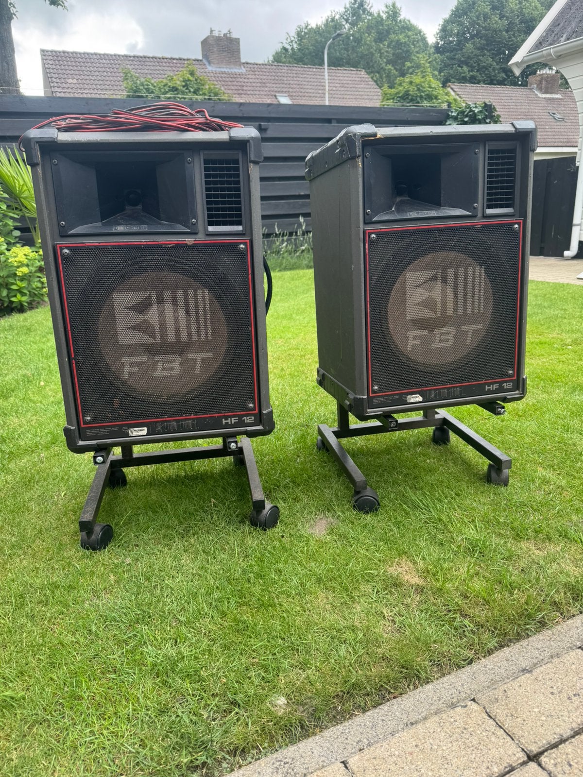 FBT 2 wegsysteem boxen 250 W. 100% goed, Audio, Tv en Foto, Luidsprekers, Stofbestendig, Overige typen, Zo goed als nieuw, Ophalen