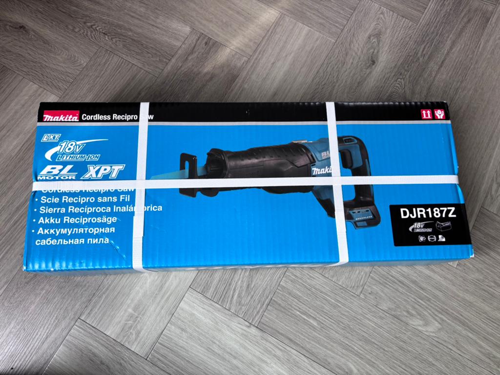 Makita DJR187Z Accu Reciprozaag 18V - Nieuw in doos, Ophalen of Verzenden, Nieuw, Reciprozaag, 70 mm of meer