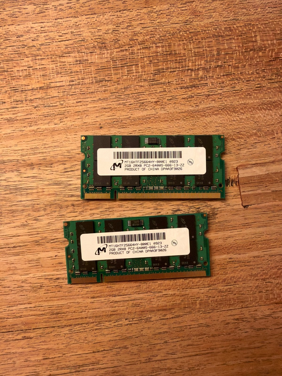2x Micron 2GB DDR2 Laptop RAM – PC2-6400S 800MHz, Computers en Software, Gebruikt, Ophalen of Verzenden, DDR2, 2 GB